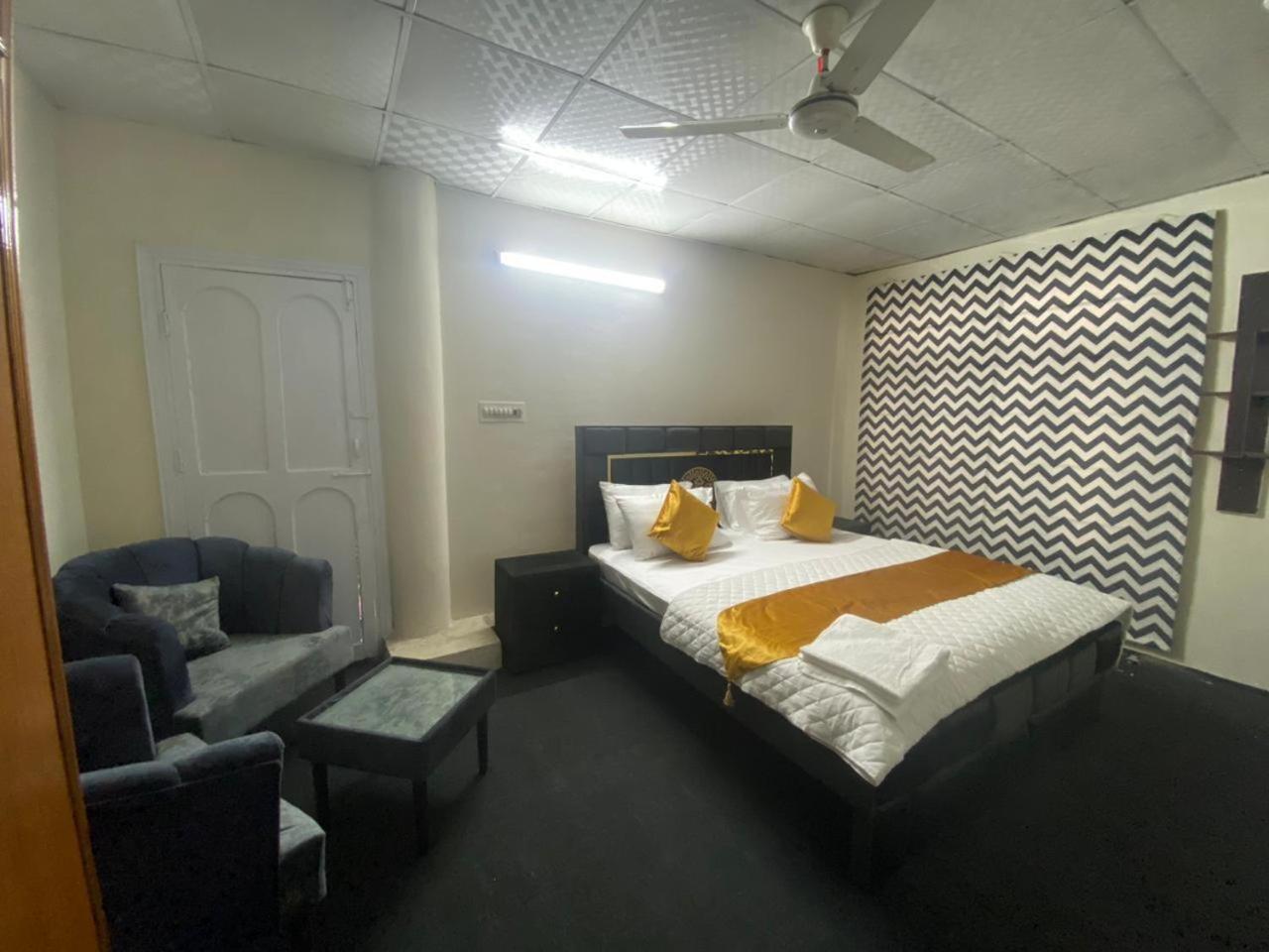 The Nook Hotel Музафарабад Екстериор снимка