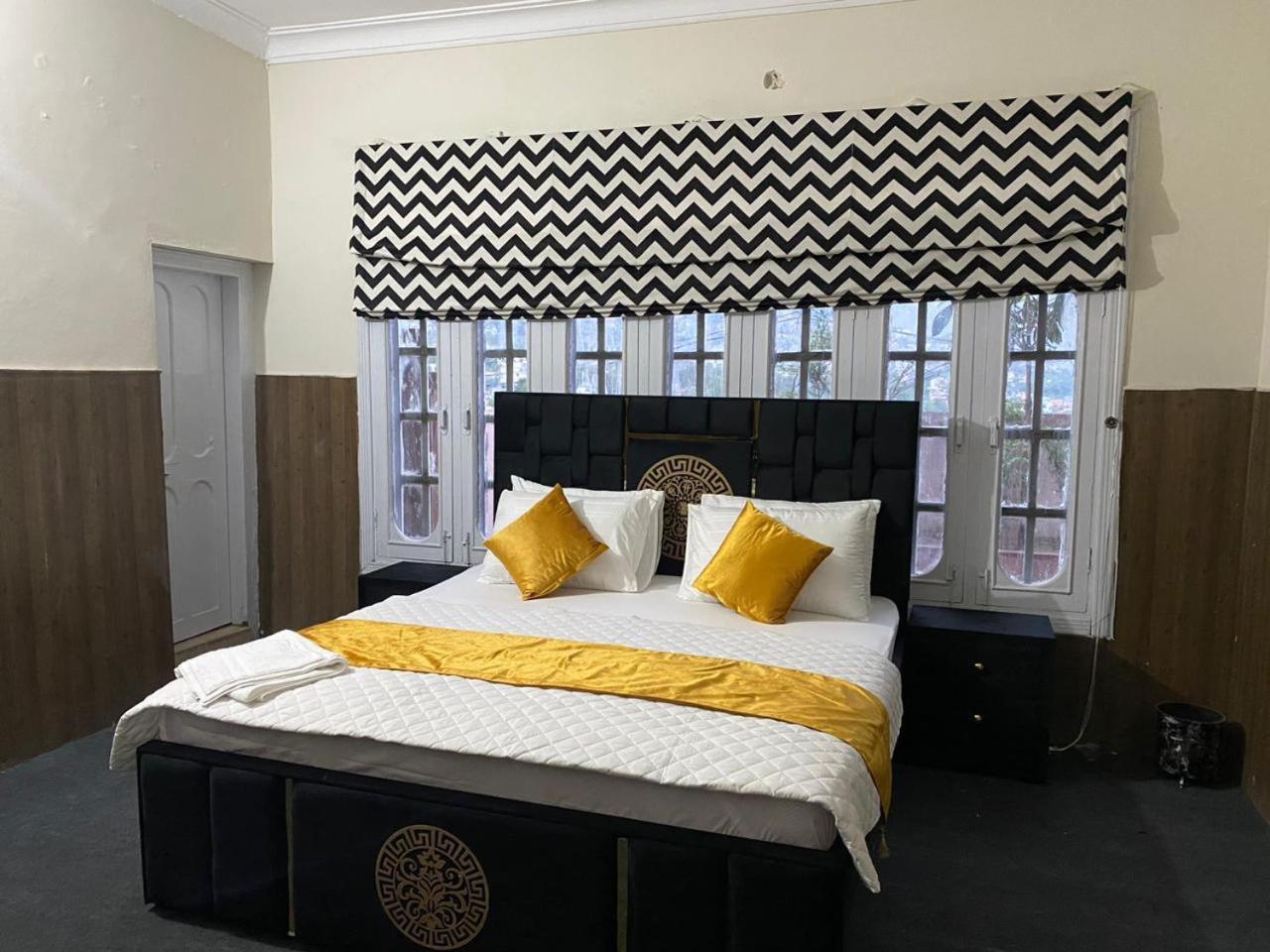 The Nook Hotel Музафарабад Екстериор снимка